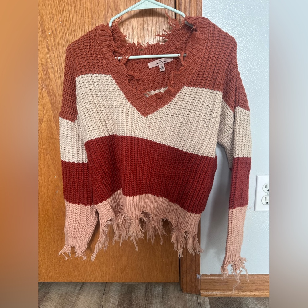 Love Tree Size SM V-neck sweater, rust/cream stripes with bottom and cuff fringe